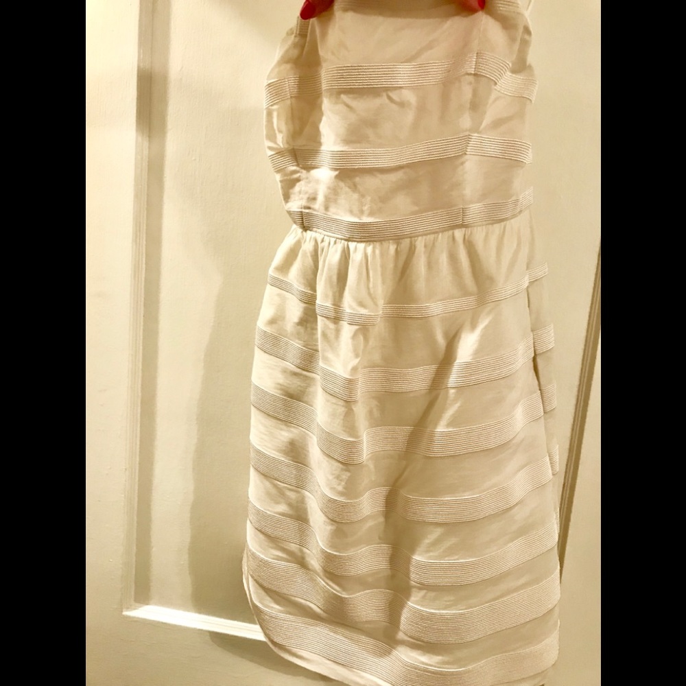 JCrew strapless dress. Pockets & built-in bra!